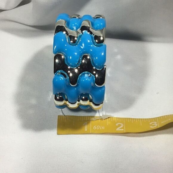 Expandable Geometric Beaded Bracelet (UC3) - Picture 7 of 7